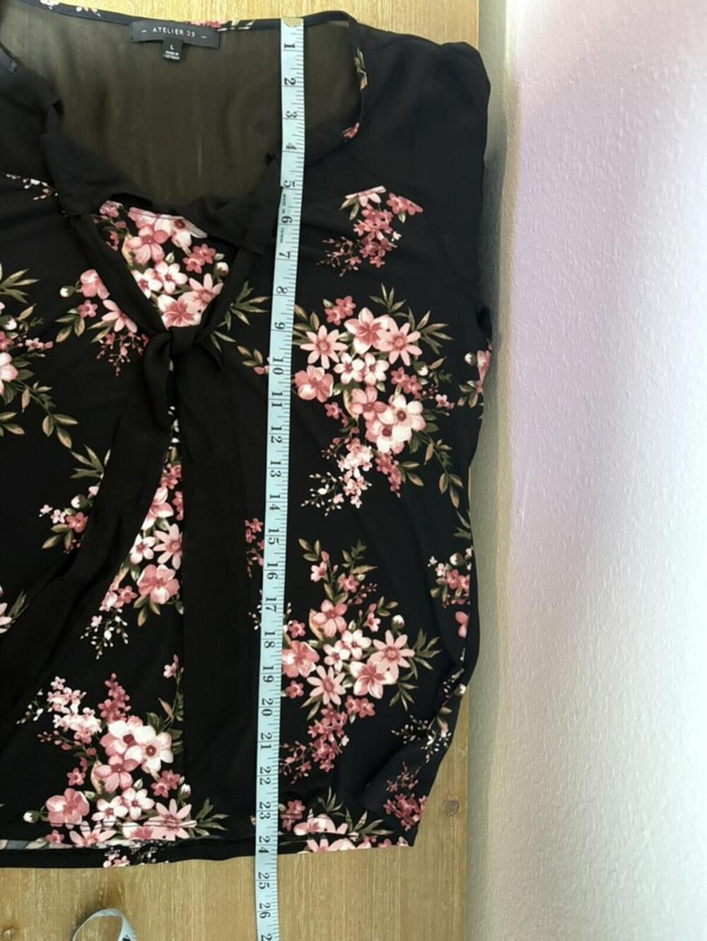 Atelier 29 Black Floral Chiffon Ruffle Sleeve Blouse Tie Front Size Large - Picture 8 of 8